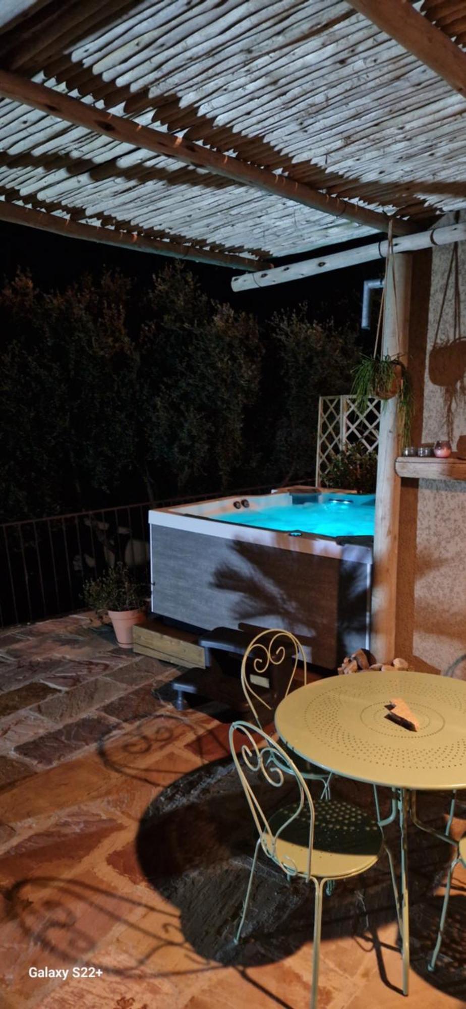 A Pasturella, Jacuzzi Spa Venzolasca Bagian luar foto